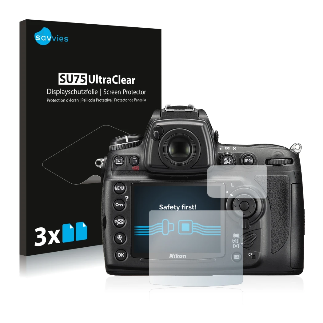 Vorderseite einer Produktverpackung mit dem Markenlogo Savvies. Daneben ist das Gerät Nikon D700 mit dem zugehörigen Displaysc