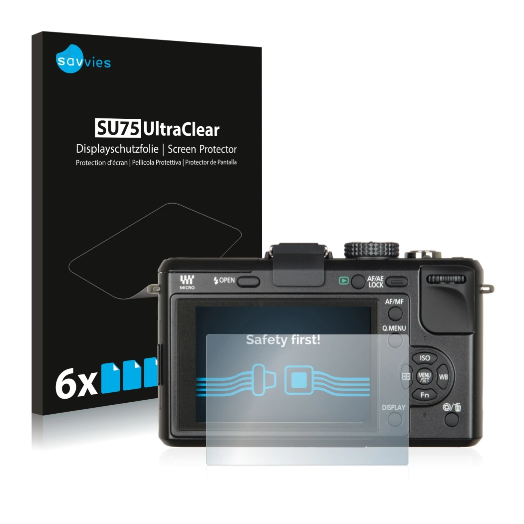 Vorderseite einer Produktverpackung mit dem Markenlogo Savvies. Daneben ist das Gerät Panasonic Lumix DMC-GF1 mit dem zugehöri