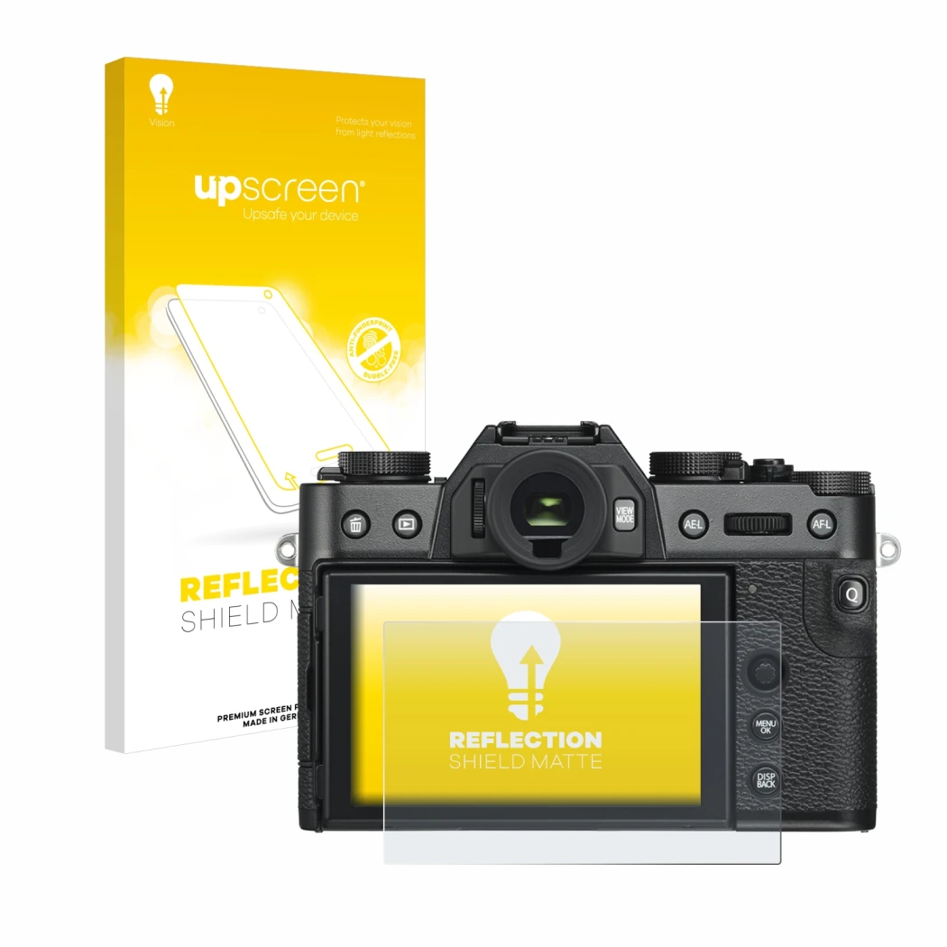 Vorderseite einer Produktverpackung mit dem Markenlogo upscreen. Daneben ist das Gerät Fujifilm X-T30 ll mit dem zugehörigen D