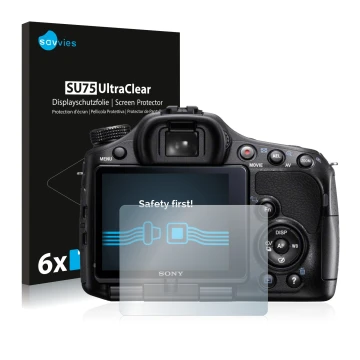 Vorderseite einer Produktverpackung mit dem Markenlogo Savvies. Daneben ist das Gerät Sony Alpha 57 (SLT-A57) mit dem zugehöri