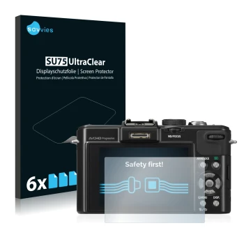 Vorderseite einer Produktverpackung mit dem Markenlogo Savvies. Daneben ist das Gerät Panasonic Lumix DMC-LX7 mit dem zugehöri