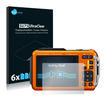 Vorderseite einer Produktverpackung mit dem Markenlogo Savvies. Daneben ist das Gerät Panasonic Lumix DMC-FT5 mit dem zugehöri