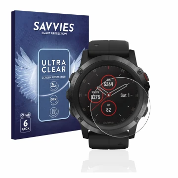 Vorderseite einer Produktverpackung mit dem Markenlogo Savvies. Daneben ist das Gerät Garmin Fenix 5X Plus (51 mm) mit dem zug
