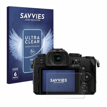 Vorderseite einer Produktverpackung mit dem Markenlogo Savvies. Daneben ist das Gerät Panasonic Lumix DC-G91 mit dem zugehörig