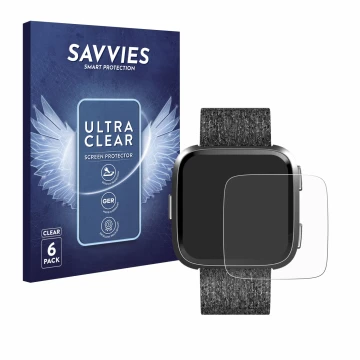 Vorderseite einer Produktverpackung mit dem Markenlogo Savvies. Daneben ist das Gerät Fitbit Versa Special Edition mit dem zug