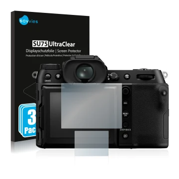 Vorderseite einer Produktverpackung mit dem Markenlogo Savvies. Daneben ist das Gerät Fujifilm GFX100S mit dem zugehörigen Dis