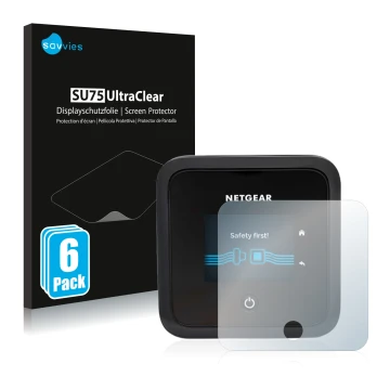 Vorderseite einer Produktverpackung mit dem Markenlogo Savvies. Daneben ist das Gerät Netgear Nighthawk M5 mit dem zugehörigen