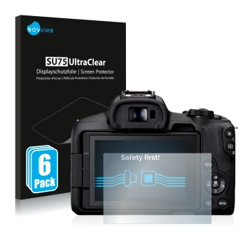 Vorderseite einer Produktverpackung mit dem Markenlogo Savvies. Daneben ist das Gerät Canon EOS R50 mit dem zugehörigen Displa