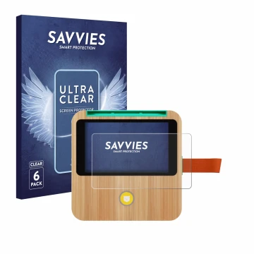 Vorderseite einer Produktverpackung mit dem Markenlogo Savvies. Daneben ist das Gerät tigerbox Touch Plus mit dem zugehörigen 