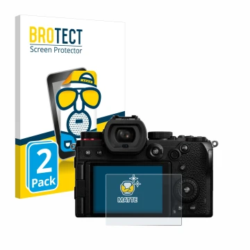 Vorderseite einer Produktverpackung mit dem Markenlogo BROTECT. Daneben ist das Gerät Panasonic Lumix DC-S5D mit dem zugehörig