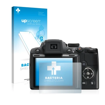 Vorderseite einer Produktverpackung mit dem Markenlogo upscreen. Daneben ist das Gerät Nikon Coolpix P500 mit dem zugehörigen 