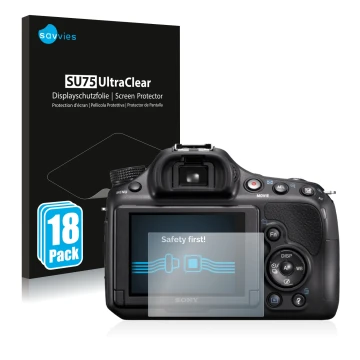 Vorderseite einer Produktverpackung mit dem Markenlogo Savvies. Daneben ist das Gerät Sony Alpha 58 (SLT-A58) mit dem zugehöri