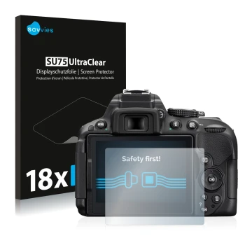 Vorderseite einer Produktverpackung mit dem Markenlogo Savvies. Daneben ist das Gerät Nikon D5300 mit dem zugehörigen Displays