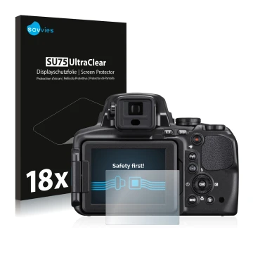 Vorderseite einer Produktverpackung mit dem Markenlogo Savvies. Daneben ist das Gerät Nikon Coolpix P900 mit dem zugehörigen D