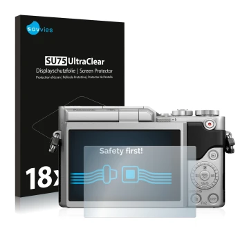 Vorderseite einer Produktverpackung mit dem Markenlogo Savvies. Daneben ist das Gerät Panasonic Lumix DC-GX800 mit dem zugehör