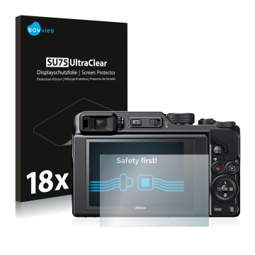 Vorderseite einer Produktverpackung mit dem Markenlogo Savvies. Daneben ist das Gerät Nikon Coolpix A1000 mit dem zugehörigen 