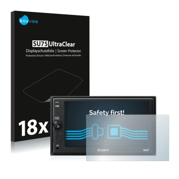 Vorderseite einer Produktverpackung mit dem Markenlogo Savvies. Daneben ist das Gerät Sony XAV-AX1005DB mit dem zugehörigen Di