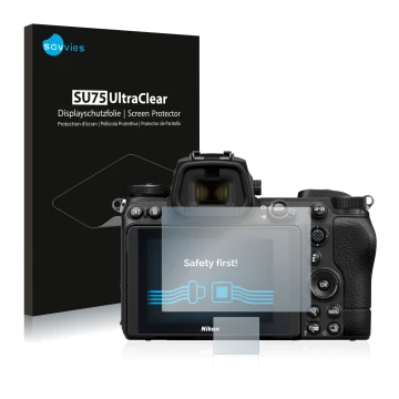 Vorderseite einer Produktverpackung mit dem Markenlogo Savvies. Daneben ist das Gerät Nikon Z 7 II mit dem zugehörigen Display