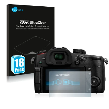 Vorderseite einer Produktverpackung mit dem Markenlogo Savvies. Daneben ist das Gerät Panasonic Lumix DC-GH5 II mit dem zugehö