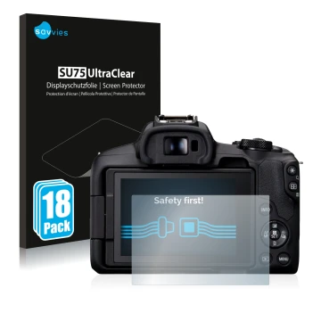 Vorderseite einer Produktverpackung mit dem Markenlogo Savvies. Daneben ist das Gerät Canon EOS R50 mit dem zugehörigen Displa