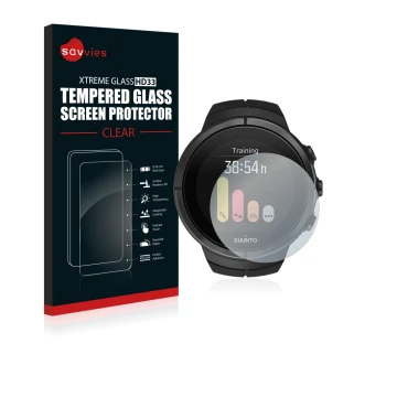 Vorderseite einer Produktverpackung mit dem Markenlogo Savvies. Daneben ist das Gerät Suunto Spartan Ultra mit dem zugehörigen