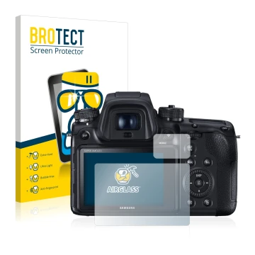 Vorderseite einer Produktverpackung mit dem Markenlogo BROTECT. Daneben ist das Gerät Samsung NX1 mit dem zugehörigen Displays