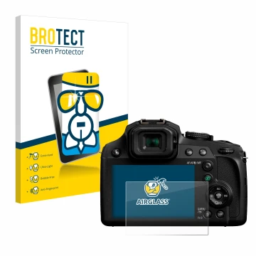 Vorderseite einer Produktverpackung mit dem Markenlogo BROTECT. Daneben ist das Gerät Panasonic Lumix DC-FZ82 mit dem zugehöri