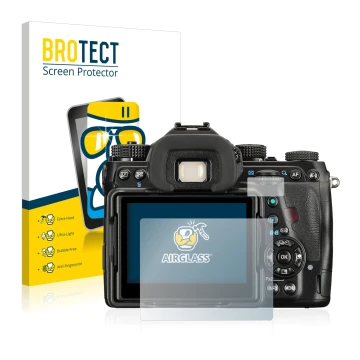 Vorderseite einer Produktverpackung mit dem Markenlogo BROTECT. Daneben ist das Gerät Pentax K-1 Mark II mit dem zugehörigen D