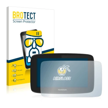 Vorderseite einer Produktverpackung mit dem Markenlogo BROTECT. Daneben ist das Gerät TomTom GO Essential (5