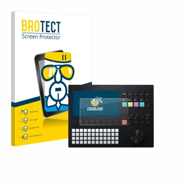 Vorderseite einer Produktverpackung mit dem Markenlogo BROTECT. Daneben ist das Gerät Polyend Tracker mit dem zugehörigen Disp