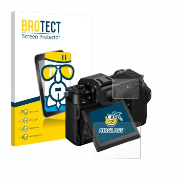 Vorderseite einer Produktverpackung mit dem Markenlogo BROTECT. Daneben ist das Gerät Fujifilm GFX100S II (Display + Schulterd