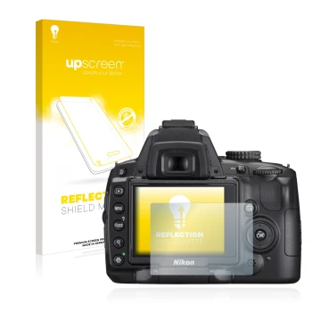 Vorderseite einer Produktverpackung mit dem Markenlogo upscreen. Daneben ist das Gerät Nikon D5000 mit dem zugehörigen Display