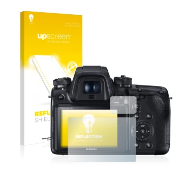 Vorderseite einer Produktverpackung mit dem Markenlogo upscreen. Daneben ist das Gerät Samsung NX1 mit dem zugehörigen Display