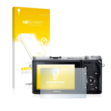 Vorderseite einer Produktverpackung mit dem Markenlogo upscreen. Daneben ist das Gerät Samsung NX500 mit dem zugehörigen Displ