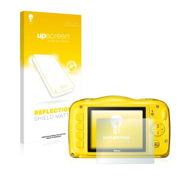 Vorderseite einer Produktverpackung mit dem Markenlogo upscreen. Daneben ist das Gerät Nikon Coolpix S33 mit dem zugehörigen D