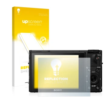 Vorderseite einer Produktverpackung mit dem Markenlogo upscreen. Daneben ist das Gerät Sony Cyber-Shot DSC-RX100 IV mit dem zu