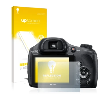 Vorderseite einer Produktverpackung mit dem Markenlogo upscreen. Daneben ist das Gerät Sony Cyber-Shot DSC-HX350 mit dem zugeh