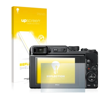 Vorderseite einer Produktverpackung mit dem Markenlogo upscreen. Daneben ist das Gerät Nikon Coolpix A1000 mit dem zugehörigen