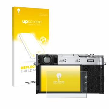 Vorderseite einer Produktverpackung mit dem Markenlogo upscreen. Daneben ist das Gerät Fujifilm X100V mit dem zugehörigen Disp