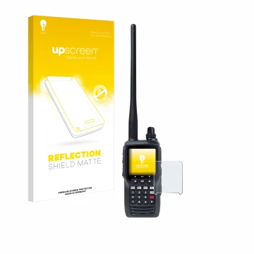 Vorderseite einer Produktverpackung mit dem Markenlogo upscreen. Daneben ist das Gerät Yaesu FTA-550 mit dem zugehörigen Displ