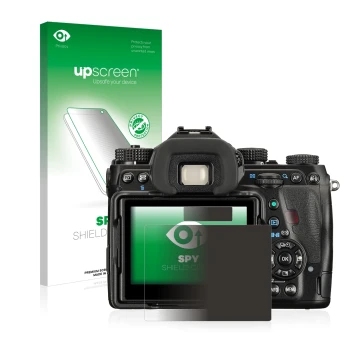 Vorderseite einer Produktverpackung mit dem Markenlogo upscreen. Daneben ist das Gerät Pentax K-1 mit dem zugehörigen Displays