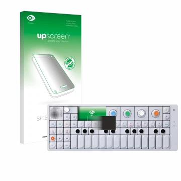 Vorderseite einer Produktverpackung mit dem Markenlogo upscreen. Daneben ist das Gerät Teenage Engineering OP-1 Sampler & Cont