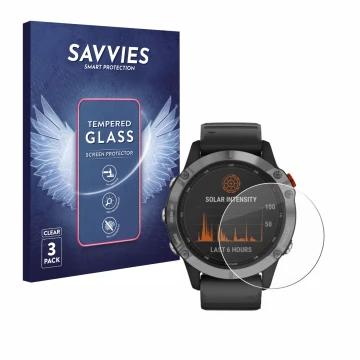 Vorderseite einer Produktverpackung mit dem Markenlogo Savvies. Daneben ist das Gerät Garmin Fenix 6 Solar mit dem zugehörigen