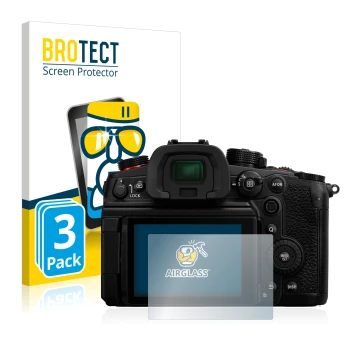 Vorderseite einer Produktverpackung mit dem Markenlogo BROTECT. Daneben ist das Gerät Panasonic Lumix DC-GH6 mit dem zugehörig