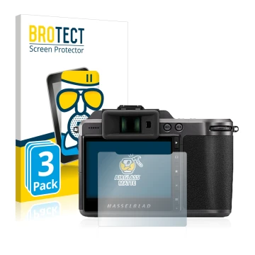 Vorderseite einer Produktverpackung mit dem Markenlogo BROTECT. Daneben ist das Gerät Hasselblad X1D II 50C mit dem zugehörige