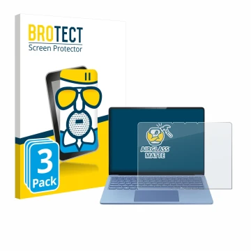 Vorderseite einer Produktverpackung mit dem Markenlogo BROTECT. Daneben ist das Gerät Microsoft Surface Laptop 13.8