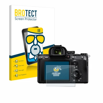 Vorderseite einer Produktverpackung mit dem Markenlogo BROTECT. Daneben ist das Gerät Sony Alpha 7 III (ILCE-7M3) mit dem zuge