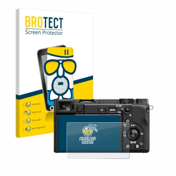 Vorderseite einer Produktverpackung mit dem Markenlogo BROTECT. Daneben ist das Gerät Sony Alpha 6100A mit dem zugehörigen Dis