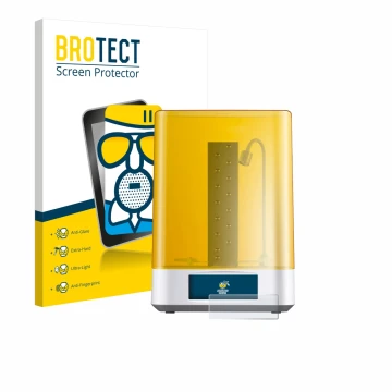 Vorderseite einer Produktverpackung mit dem Markenlogo BROTECT. Daneben ist das Gerät Anycubic Wash & Cure 3 Plus mit dem zuge