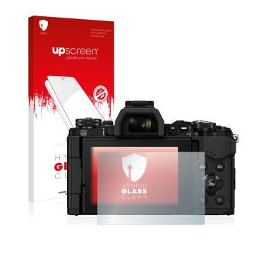 Vorderseite einer Produktverpackung mit dem Markenlogo upscreen. Daneben ist das Gerät Olympus OM-D E-M5 Mark II mit dem zugeh